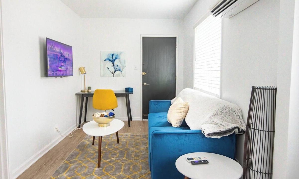Five Points South Condo | King Bed Escape-Vulcan’s Hideout A1-Five Points