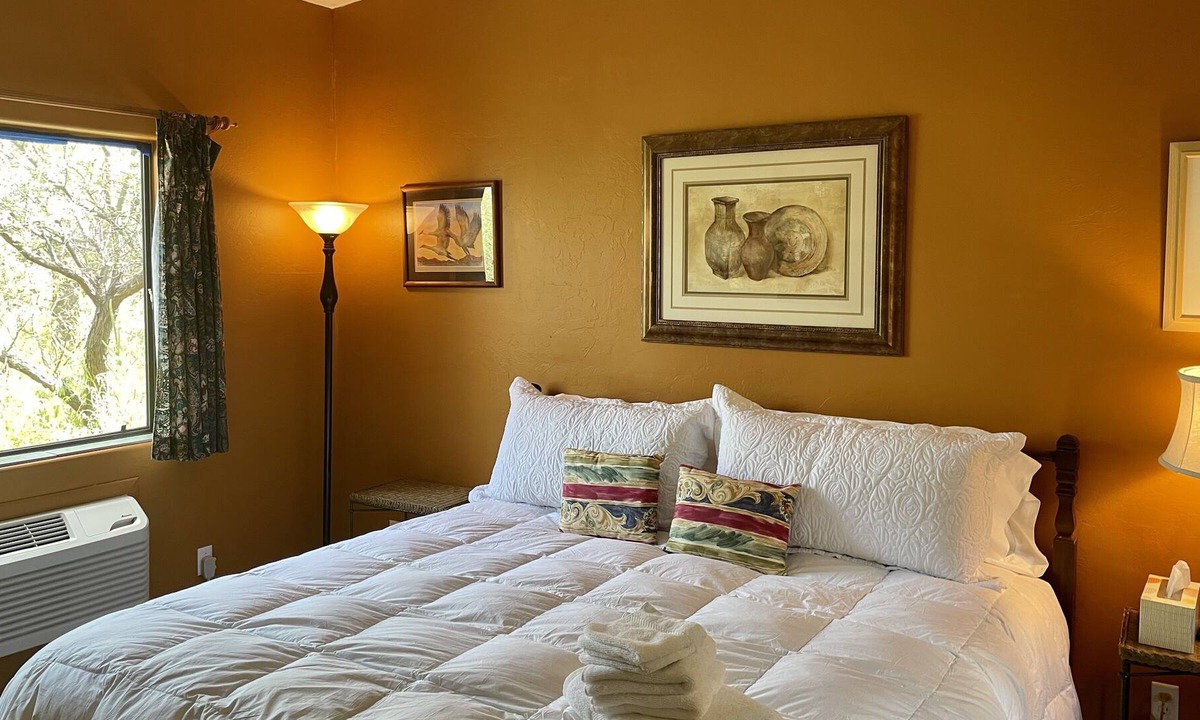 Pearce Bed & Breakfast | King bed room in a beautiful, well-established country inn on 14 forested acres.