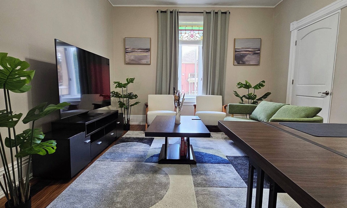 Peterborough Apartment | King Comfort Retreat