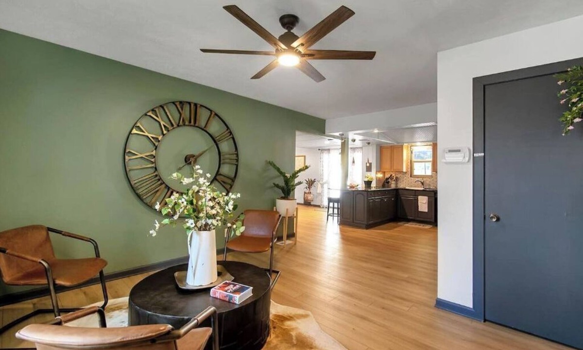 Wichita House | King Estate with attached Mid-Century Apartment & Gym.
