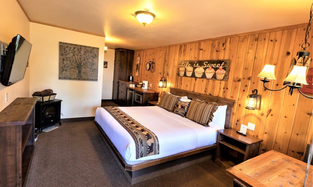 Tahoe Vista Apartment | King Lake View #30-33