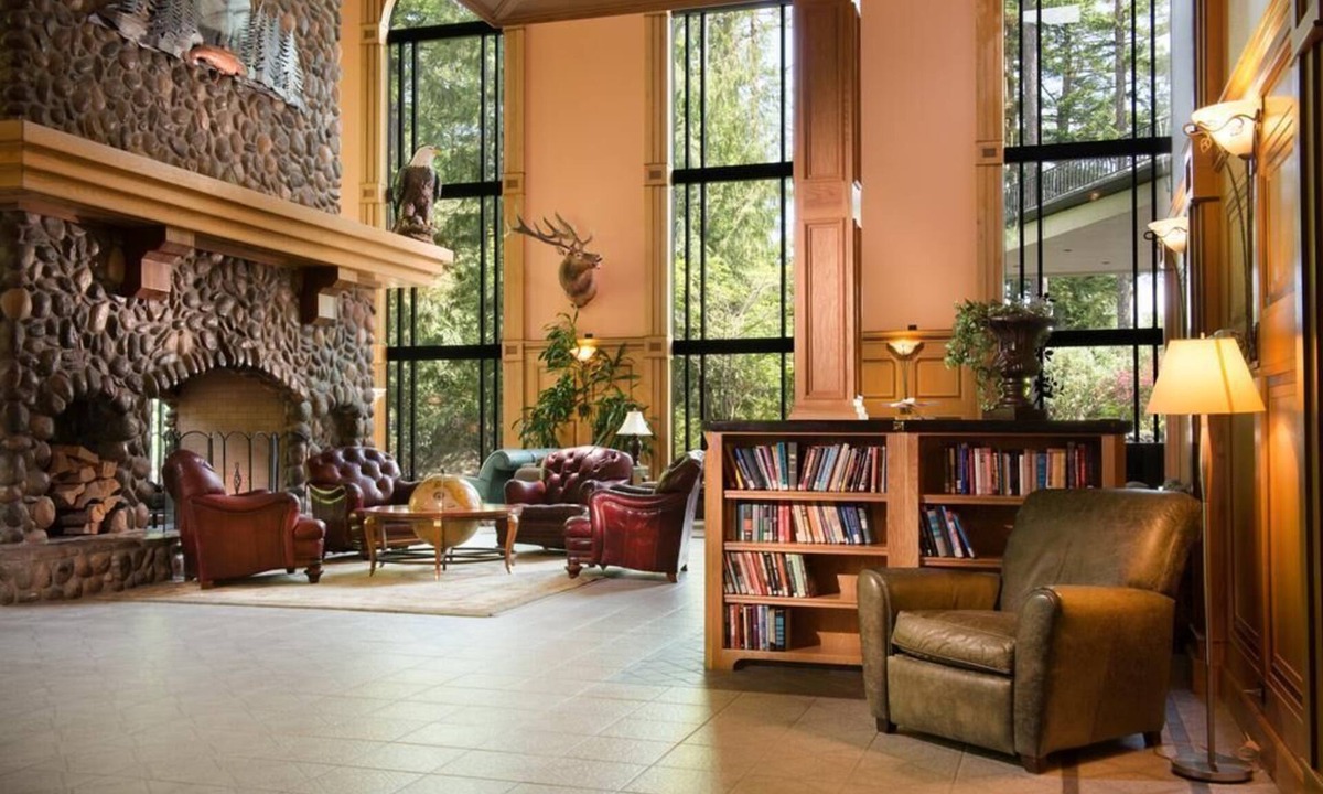 North Bonneville Resort | King Room with Courtyard View