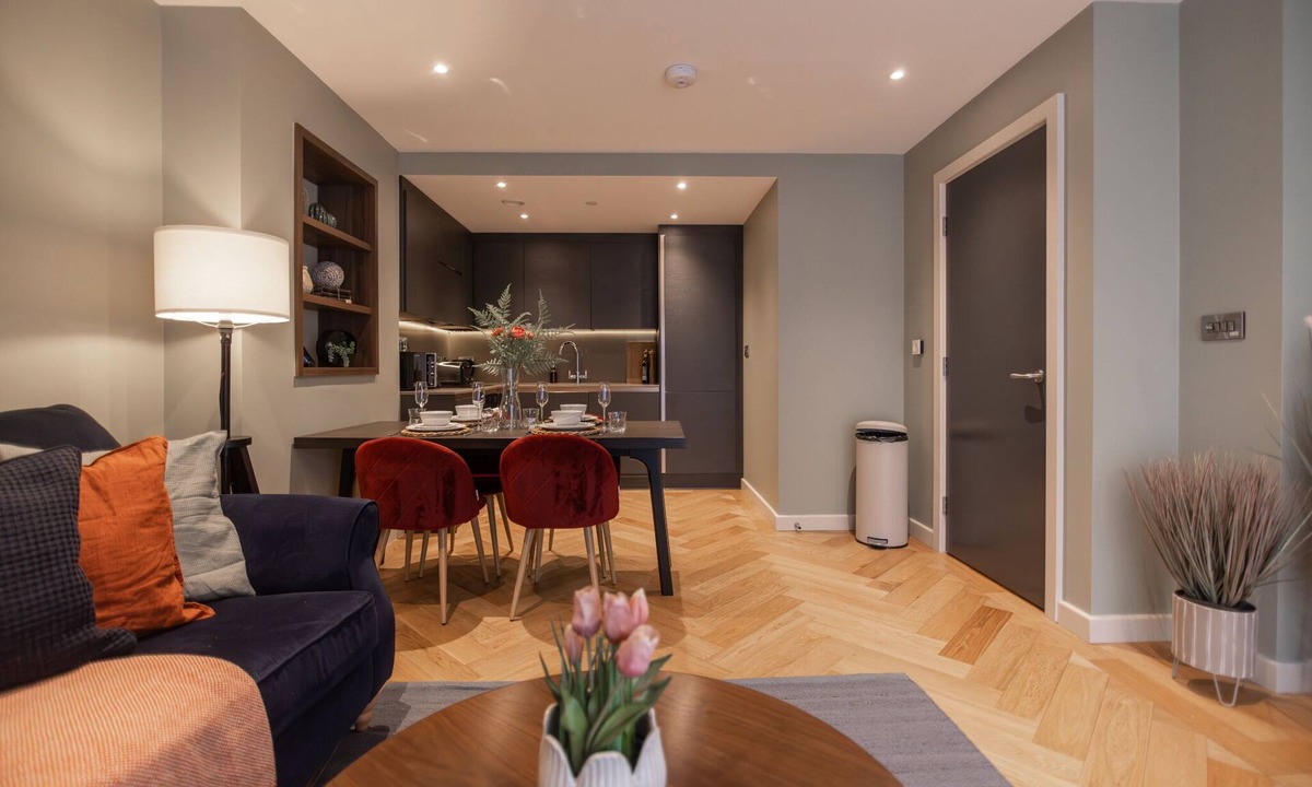 York Apartment | King's 23