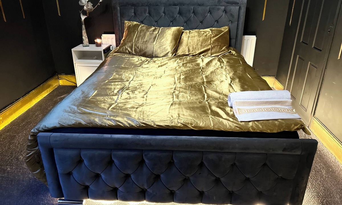 Hartlepool Apartment | King-Size Luxury Bedroom Flat