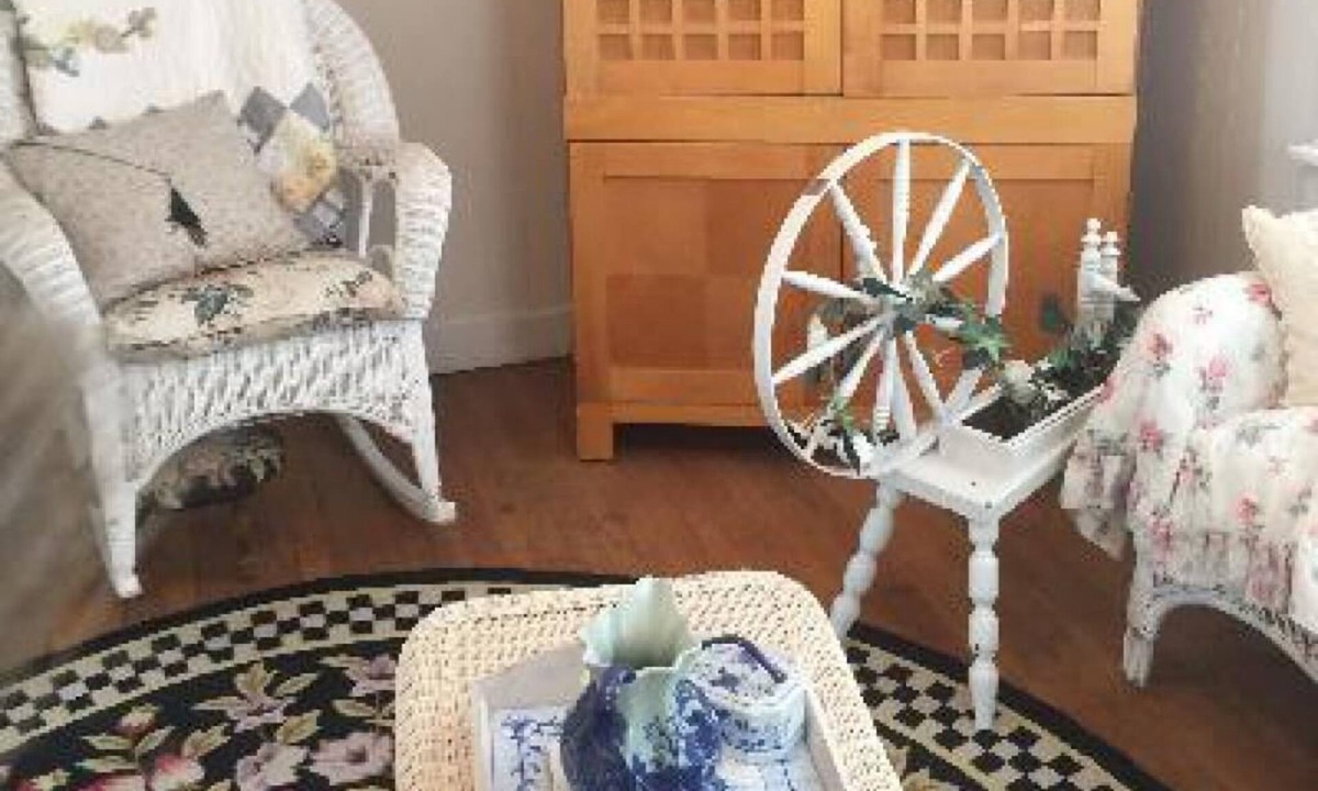 San Angelo Bed & Breakfast | King Suite with landmark view at Music Garden Mansion