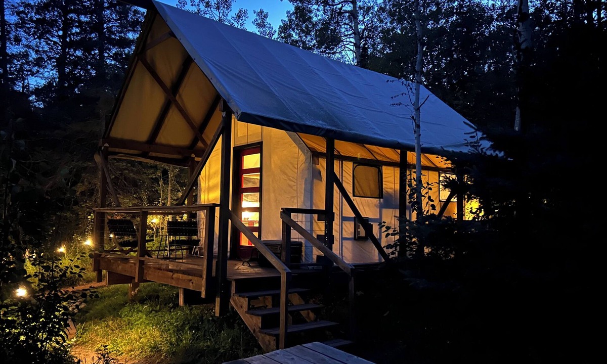 Beaver Bay RV Rental | King Tent Site - Lower Loop - Wilderness Without the Work!