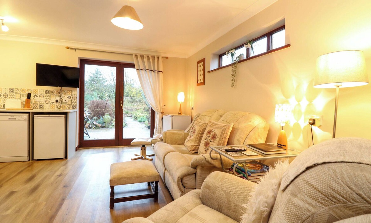 Wattisfield Cottage | Kingfisher