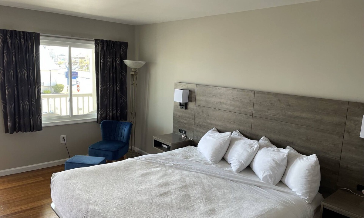 Ocean City Hotel | Kings Arms Motel