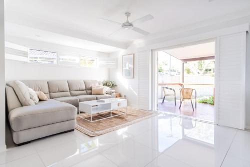 Caloundra House | Kings Beach Home with Pool and Putt Putt