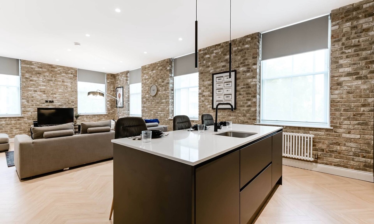 Cubitt Town Apartment | Kings Cottage - 3 bed Apt