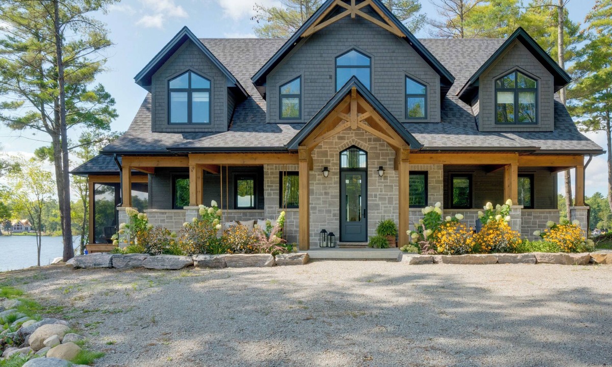 Georgian Bay Cottage | Kings Farm Cottage | Relaxed Waterfront Living on Gloucester Pool