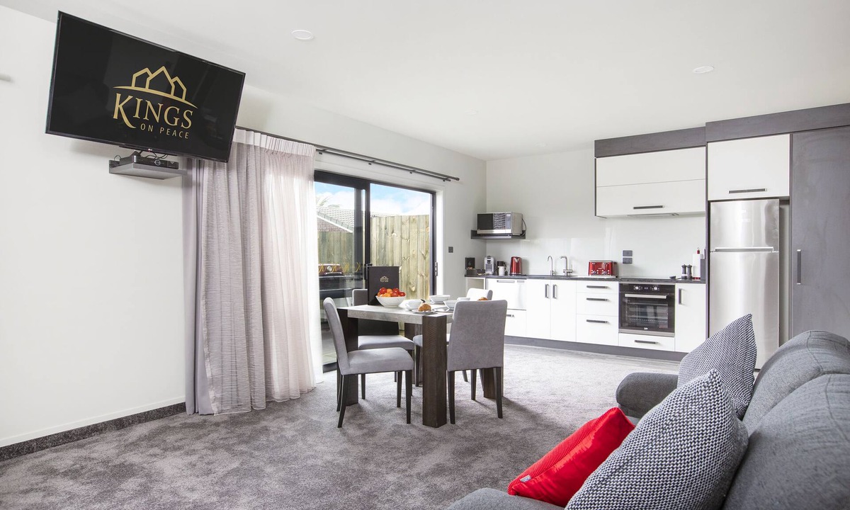 Rotorua Apartment | Kings On Peace