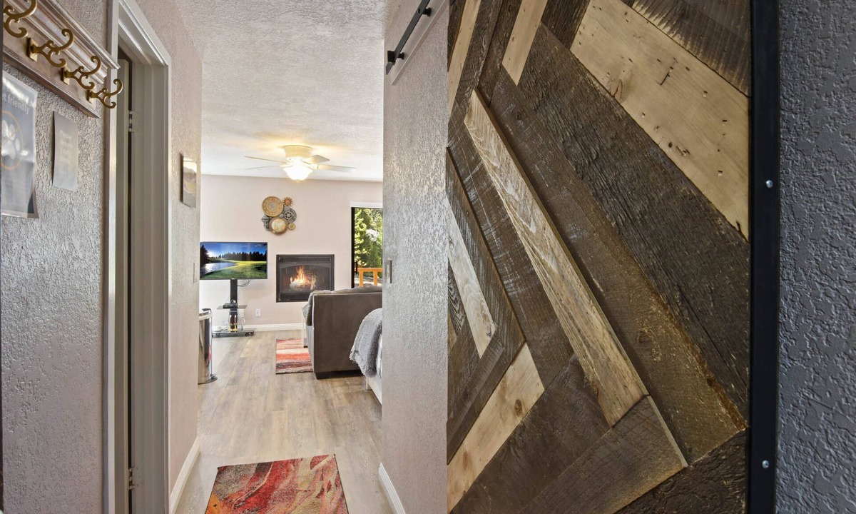 Kings Beach Apartment | Kings Run Retreat Patio