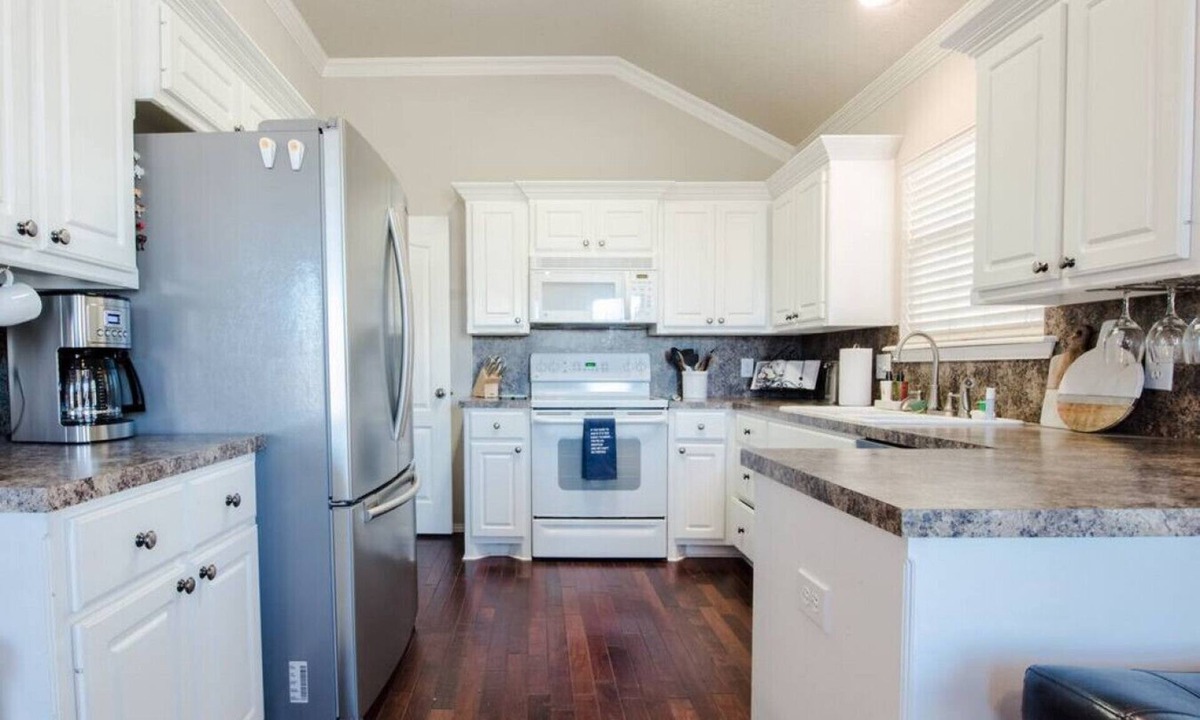 Lubbock House | Kingston House - 3BR/2BA - Pet Friendly