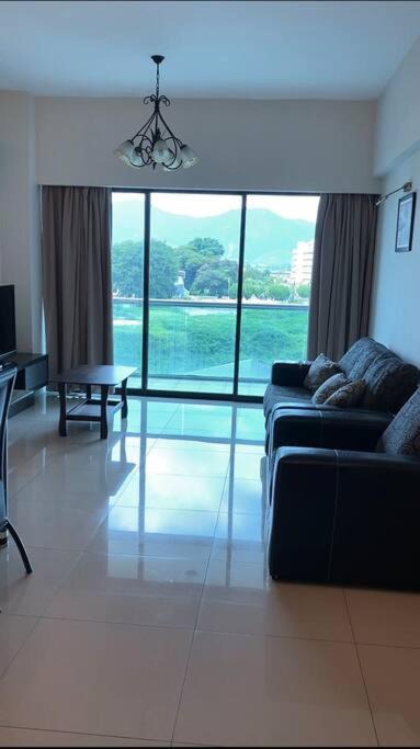 Taman Istana Apartment | Kinta Riverfront Apartment@Homestay