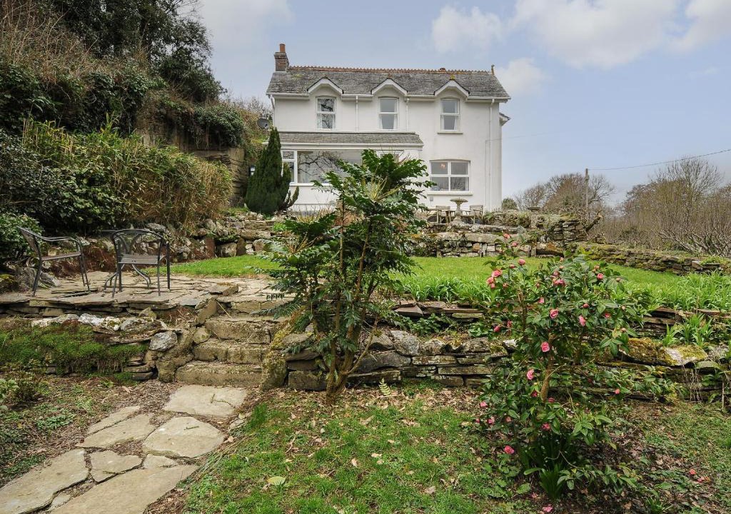 Saint Kew House | Kirland