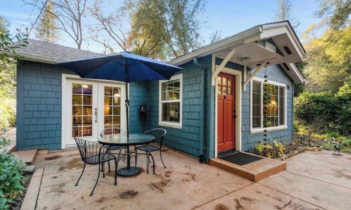 Angels Camp Cottage | Kismet Cottage Murphys; creek side tranquility!nn