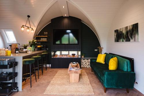 Castle Bytham House | Kite Lodge