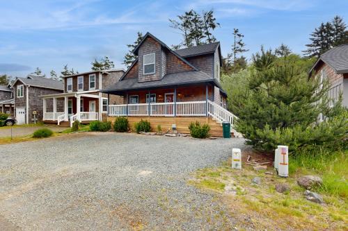 Rockaway Beach House | Kittiwake Cottage