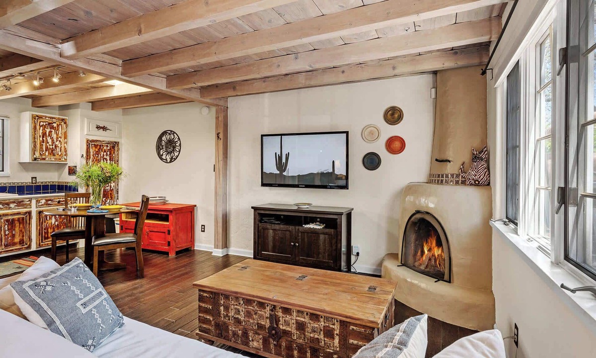 South Capitol House | Kiva Fireplace, Walk Everywhere