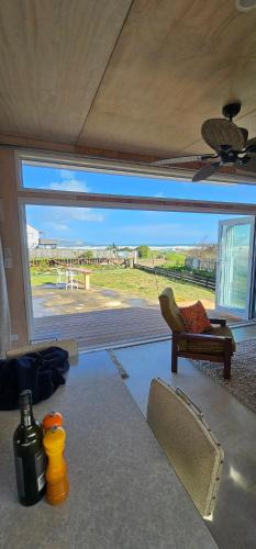 Ahipara House | Kiwi Bach - Beachfront & Sunsets