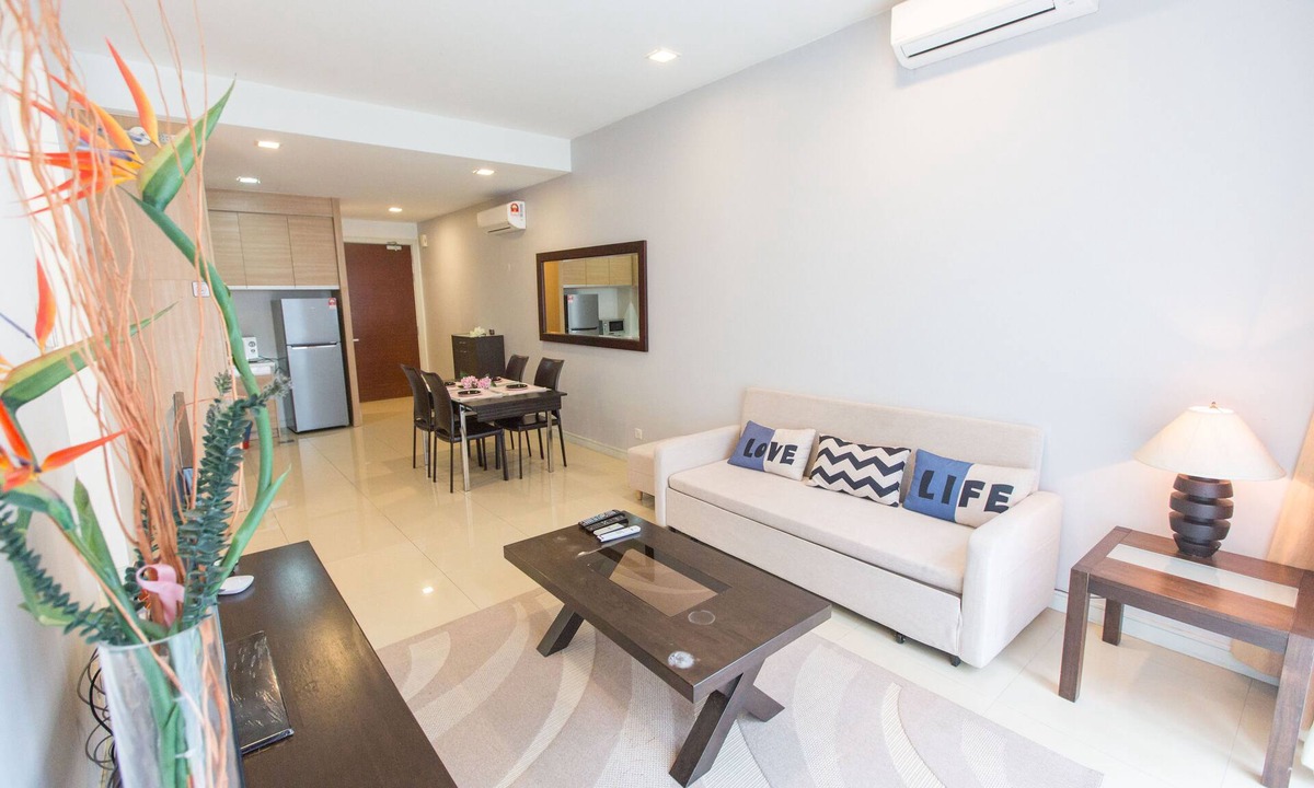 Golden Triangle Apartment | KLCC 2 min with infinity pool cozy suites#4