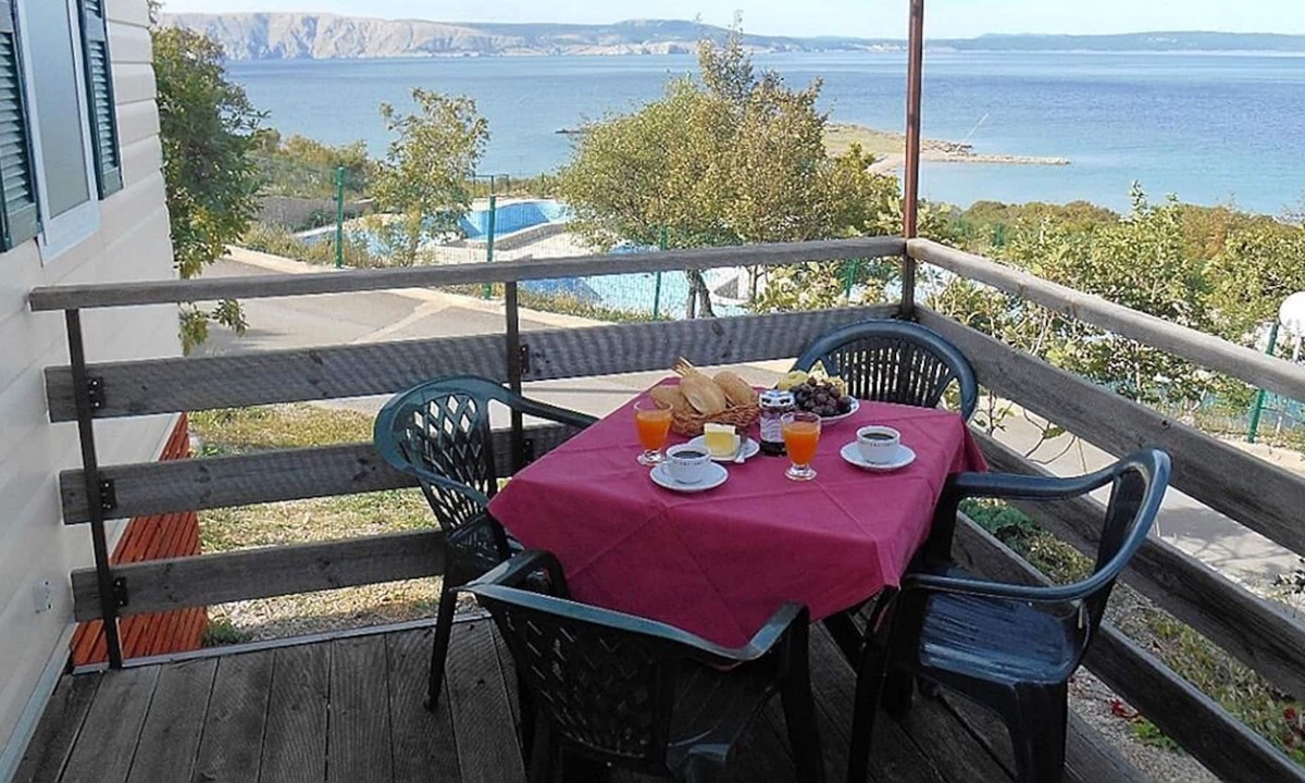 Klenovica Resort | Klenovica Shelbox House