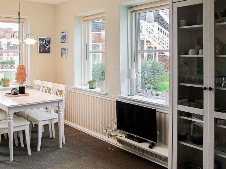 Borre Apartment | Klintholm Havn Apartment, Sleeps 4 with WiFi