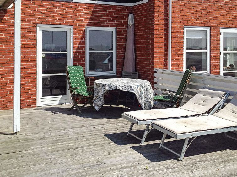 Borre Apartment | Klintholm Havn Apartment, Sleeps 4 with WiFi