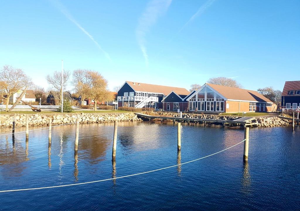 Borre Bed & Breakfast | Klintholm Marina Park Cabins