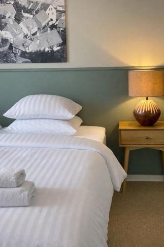 Gudhjem Hotel | Klippen Hotel - Grevens Dal