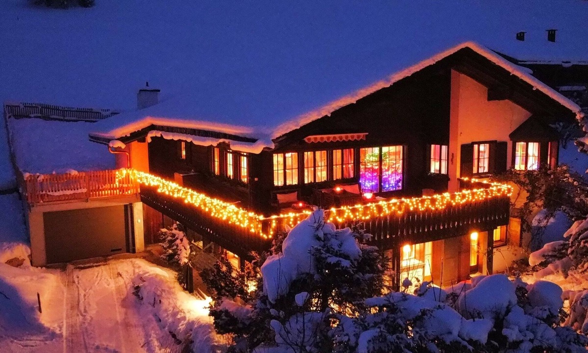 Serneus Ski Chalet | Klosters- Serneus Traditional Swiss Chalet