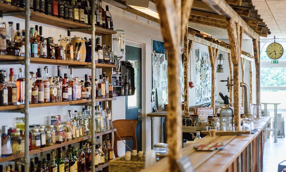 Tarm House | Knaplund Destillery