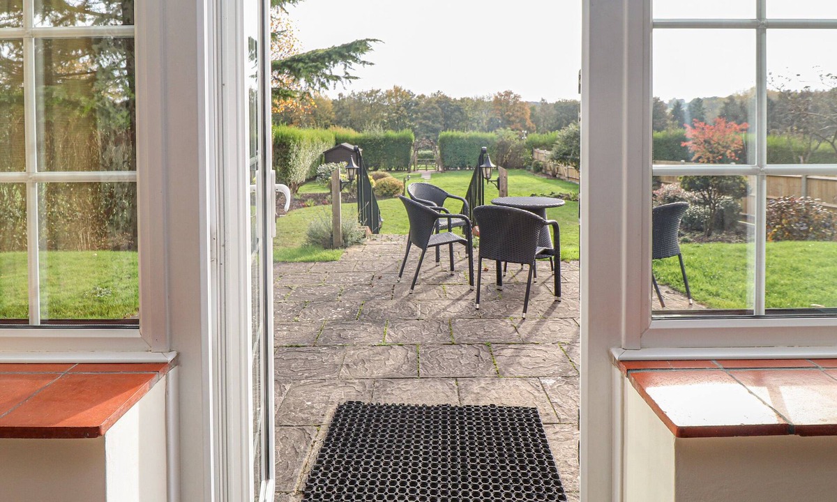 Maidstone Cottage | Knights Cottage