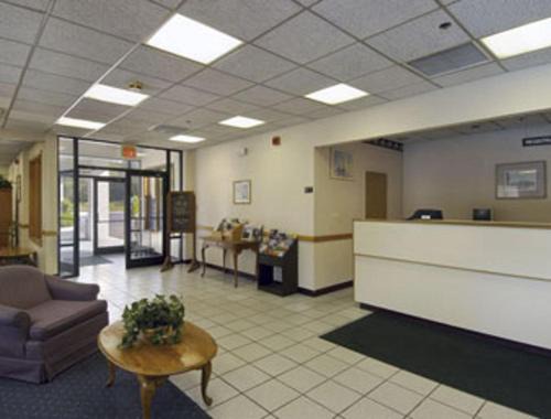 Liberty Hotel | Knights Inn Liberty