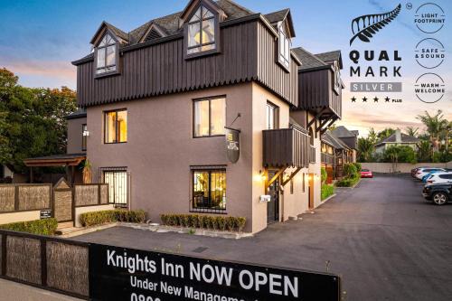 Greenlane - Ellerslie Hotel | Knights Inn