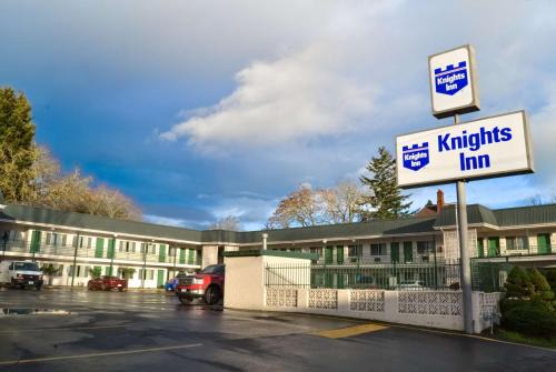Northeast Neighbors Hotel | Knights Inn Salem