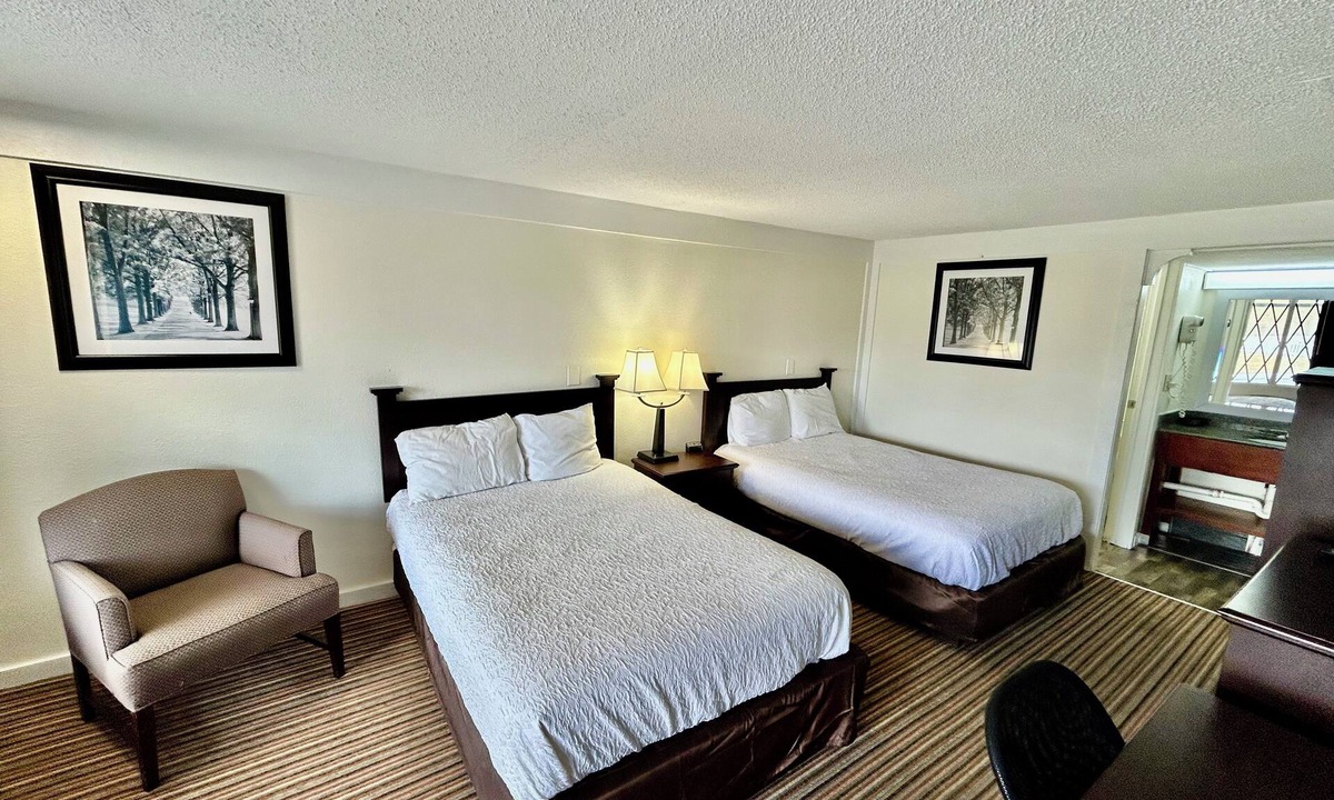 Somerset Hotel | Knights Inn Somerset
