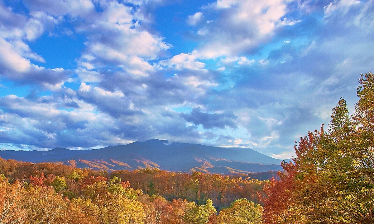 Gatlinburg Cabin | Knockin On Heavens Door: Incredible Views, Theater