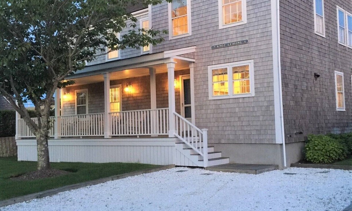 Brant Point House | 'Knot Leaving' in Brant Point