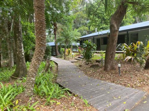 Mapleton Cabin | Koala Cabins Sunshine Coast