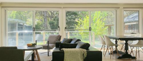 Raymond Island House | Koalas Songs