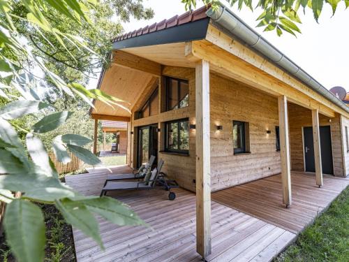 Hartkirchen Ski Chalet | Komfortables ebenerdiges Chalet im Vital Camp Bayerbach