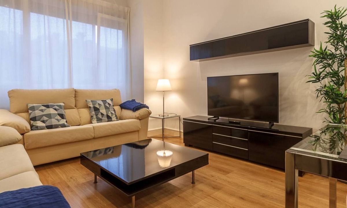 Algorta Apartment | Konporte Renovated Apartment With Wifi and Garage