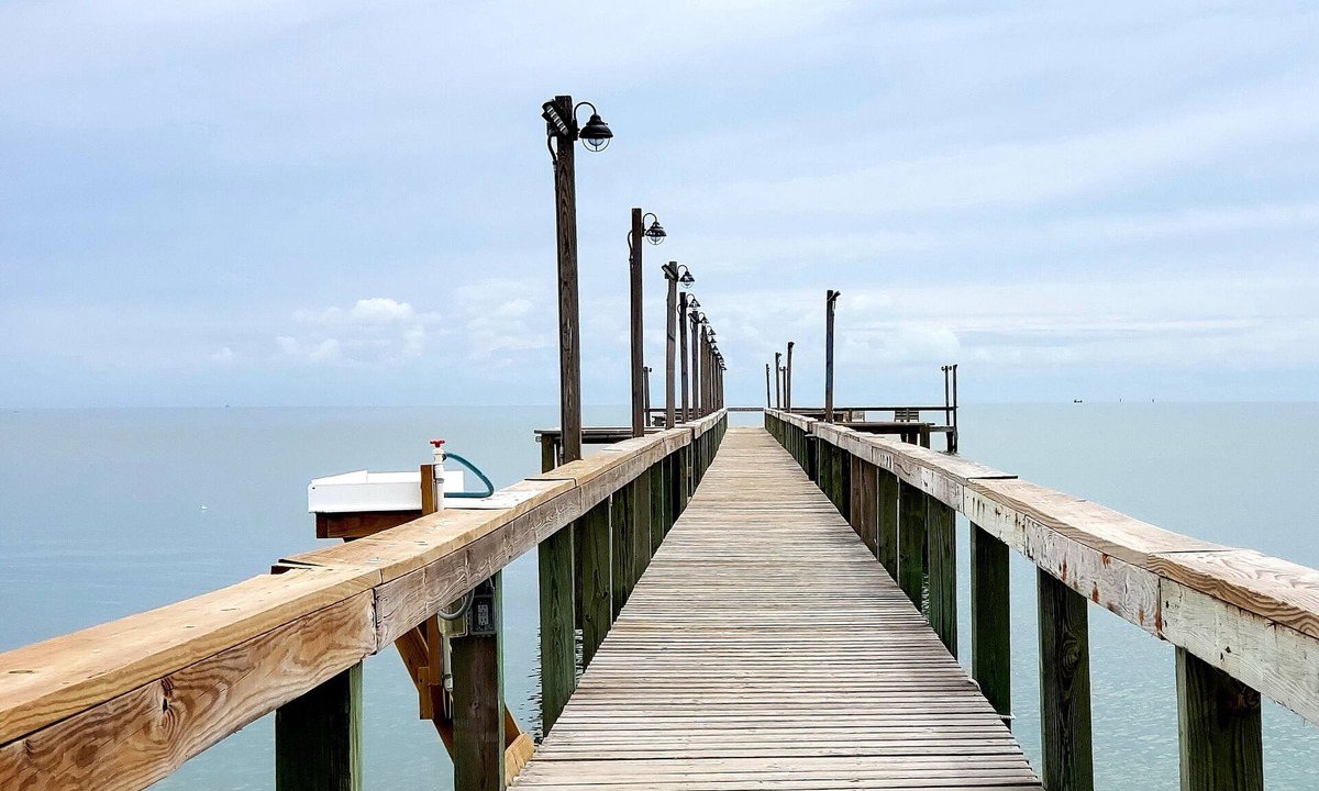 Rockport Condo | KONTIKI BEACHFRONT COASTAL ELEGANCE!