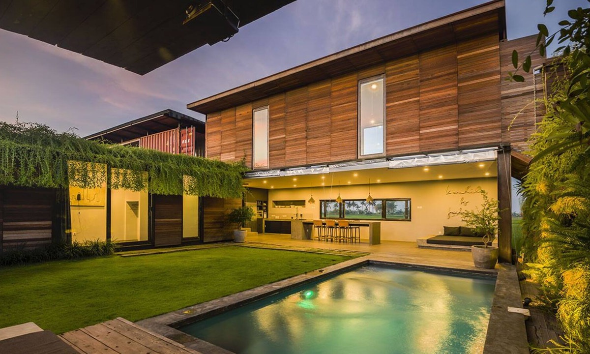 Kediri Villa | Kontiki Villa - Joshua District