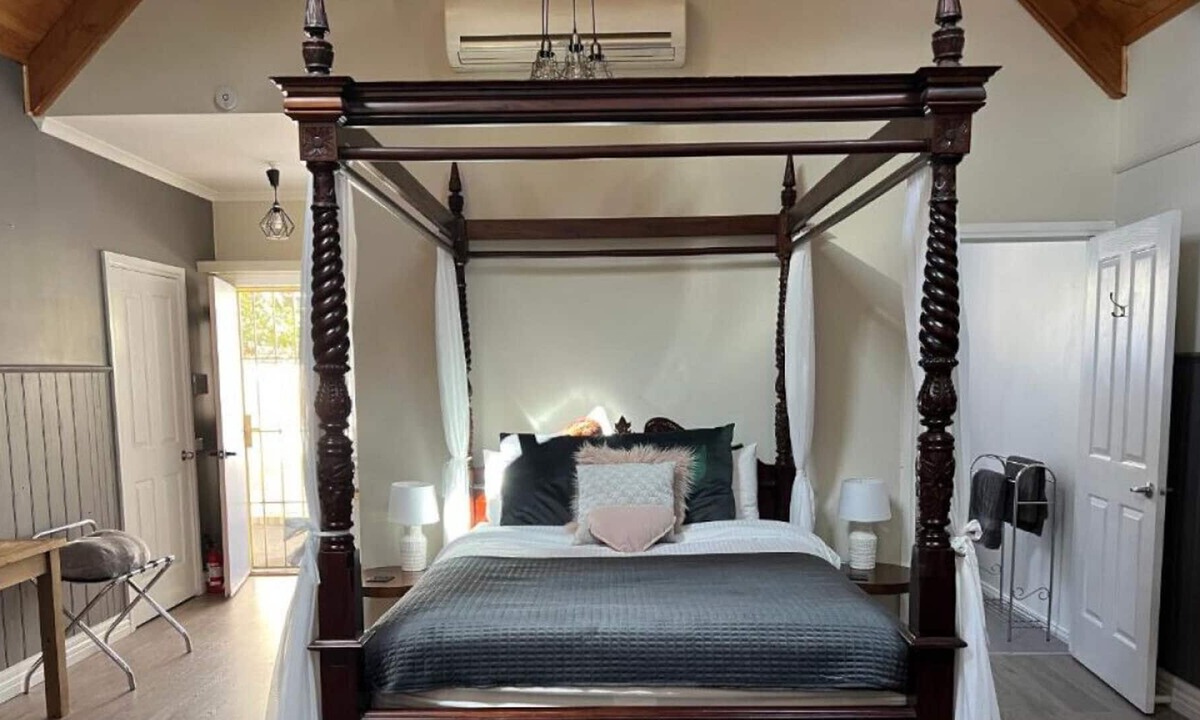 Gembrook Cottage | Kookaburra Cottage Gembrook