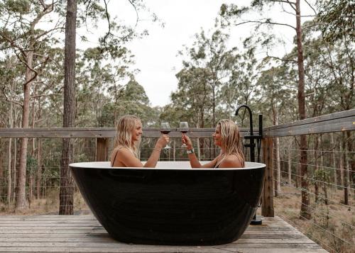 Wyee House | Kookaburra Ridge & Tiny Robinson