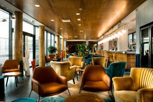 Decines-Charpieu Hotel | KOPSTER Hotel Lyon Groupama Stadium