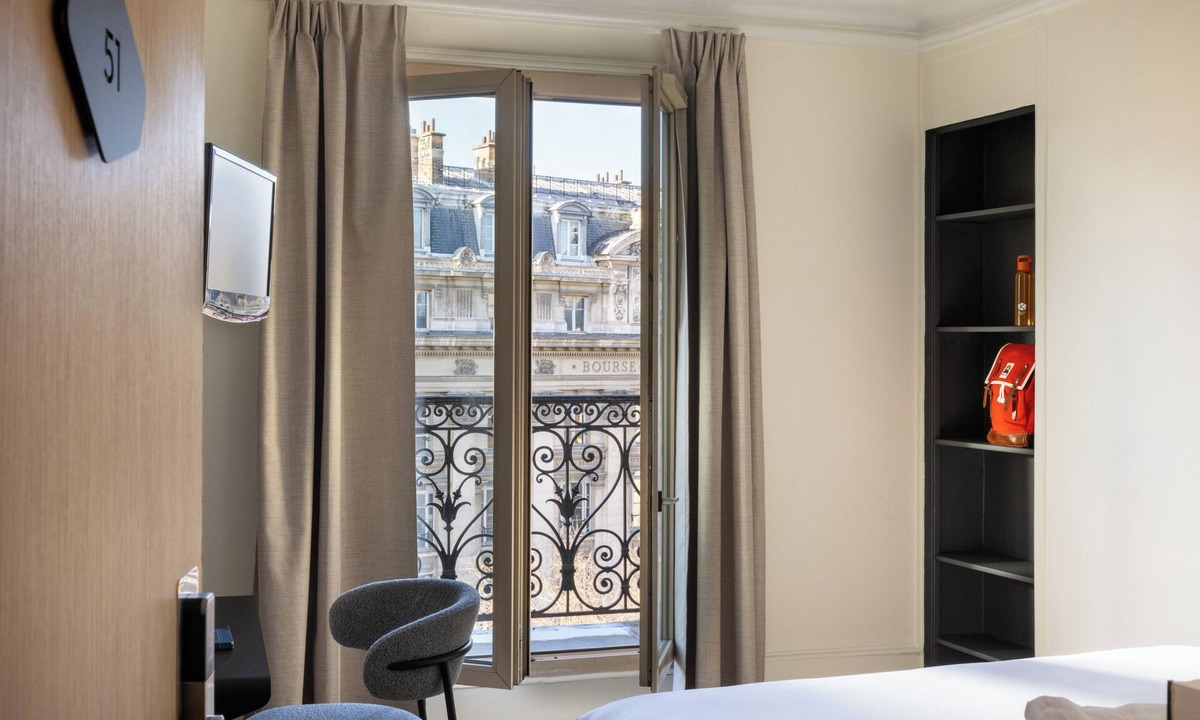 Porte-Saint-Martin Hotel | Korner République